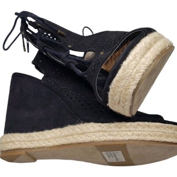 #157 WEDGE Suede Lace Up  Sandals - Picture 9 of 9